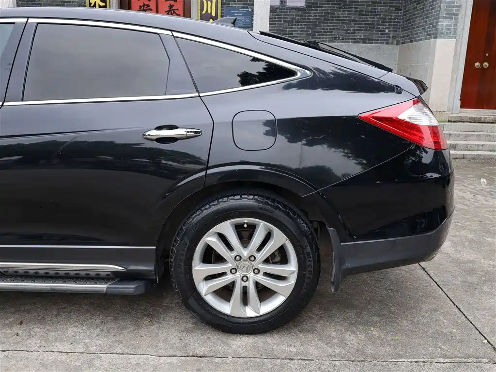 Honda Crosstour 2014 — фото 26