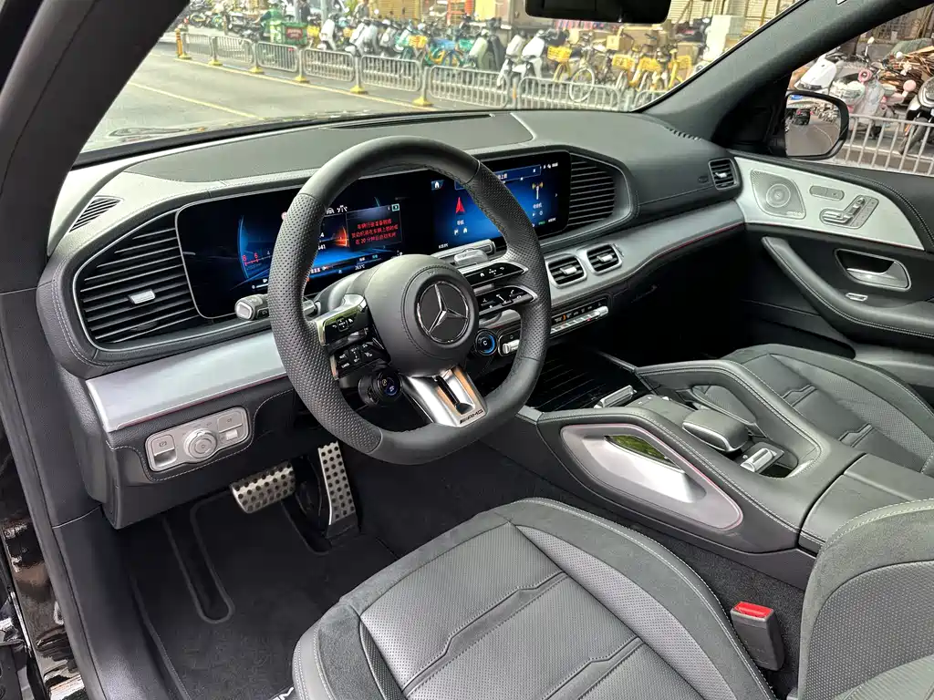 Mercedes-Benz GLE AMG 2023 — фото 4