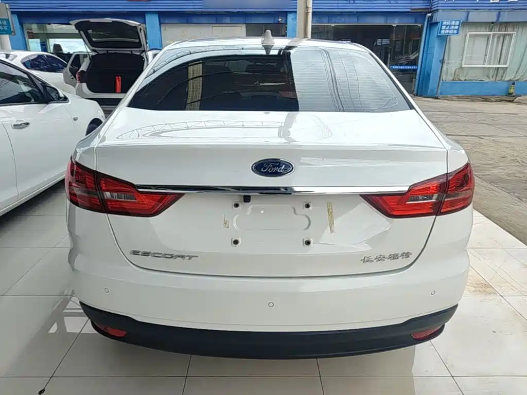 Ford Escort 2020