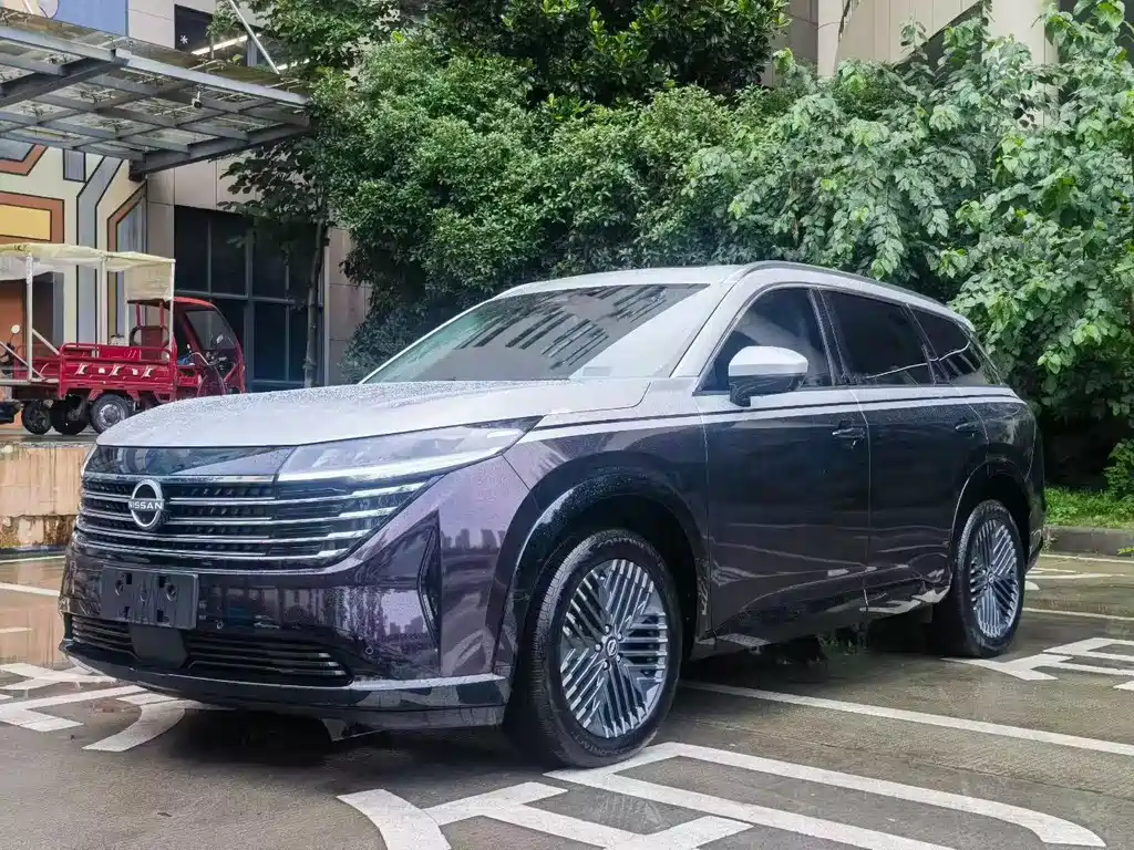 Nissan Teramont 2024