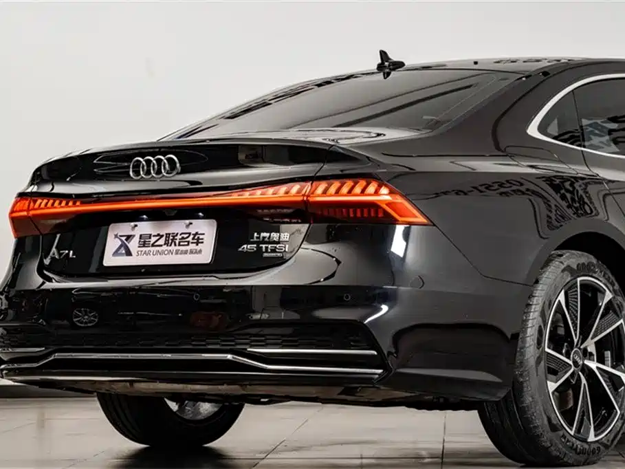 Audi A7L 2024 — фото 8