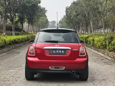 MINI MINI 2012