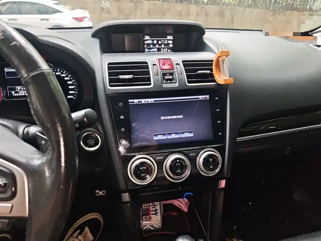 Subaru Forester 2016 — фото 14