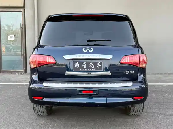 Infiniti QX80 2016