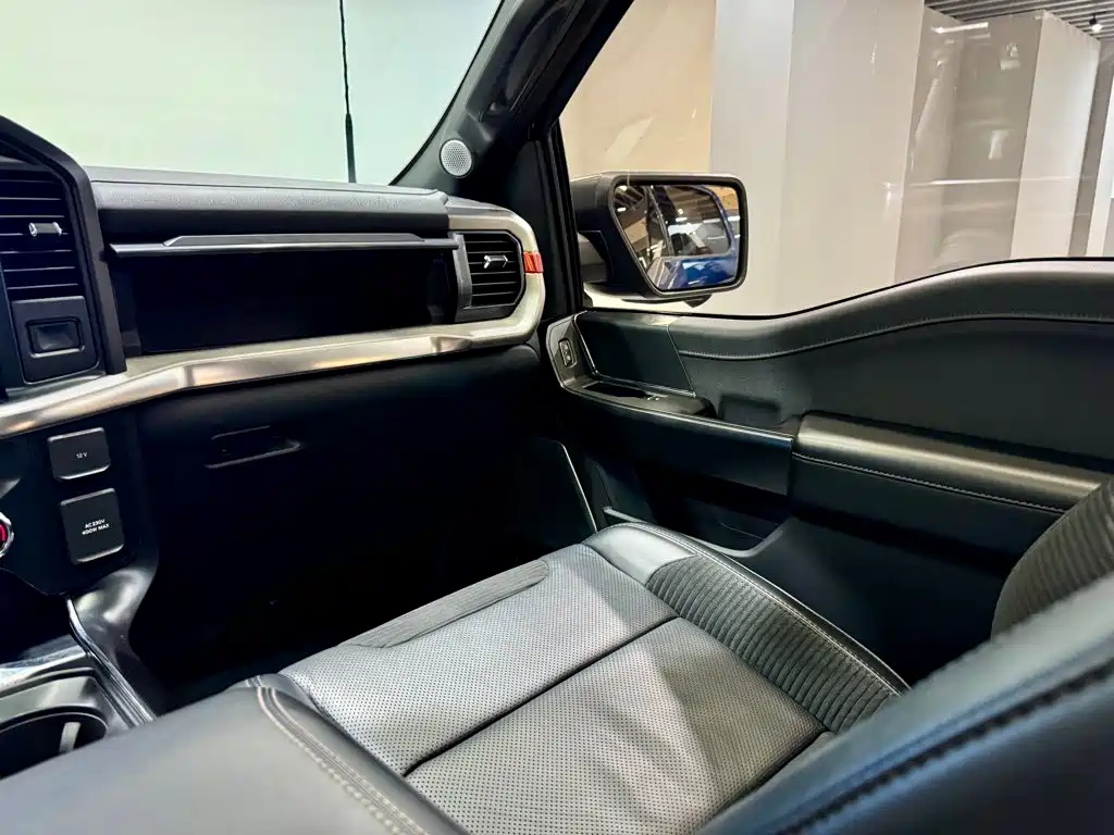 Ford F-150 Raptor 2023 — фото 25