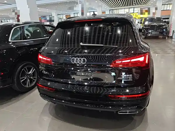Audi Q5L 2024