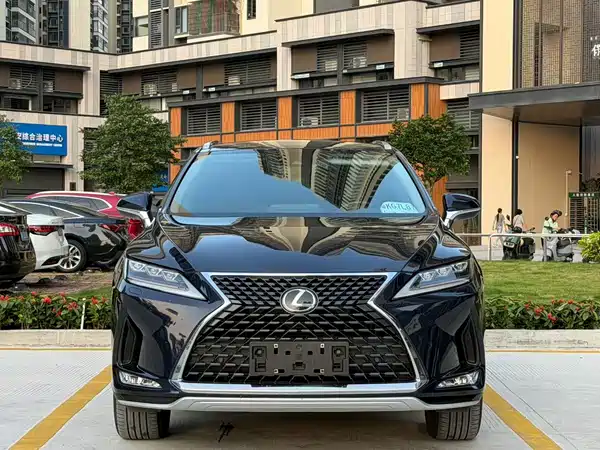 Lexus RX 2021