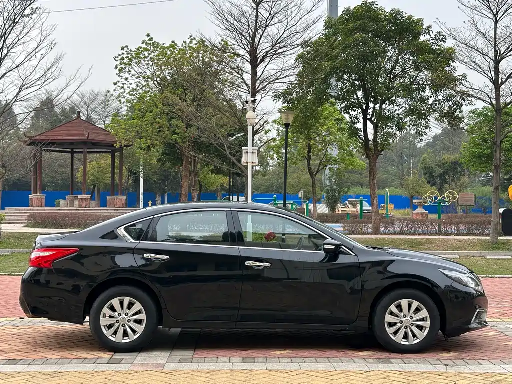 Nissan Teana 2018