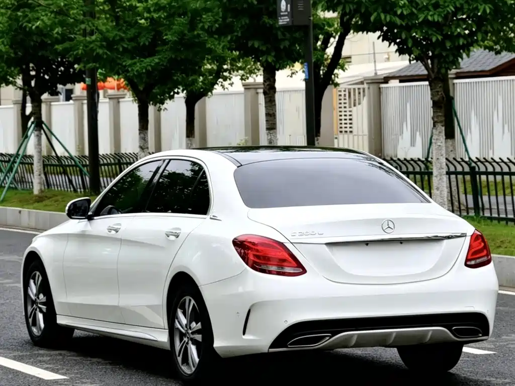 Mercedes-Benz C-Class 2017 — фото 11