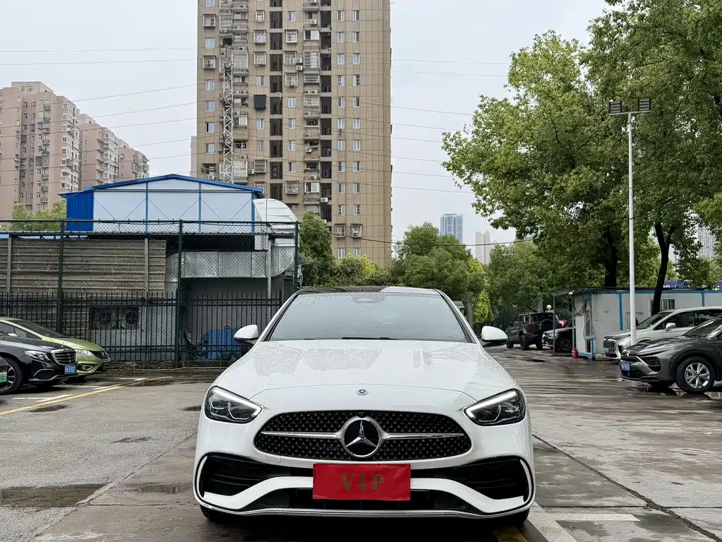 Mercedes-Benz C-Class 2025 — фото 2