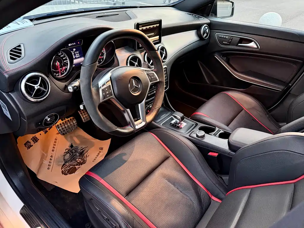 Mercedes-Benz CLA AMG 2014 — фото 8