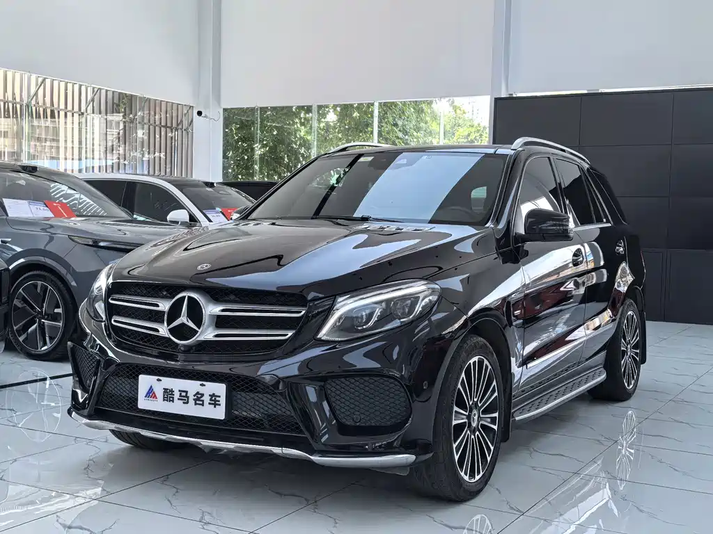 Mercedes-Benz GLE 2019 — фото 1