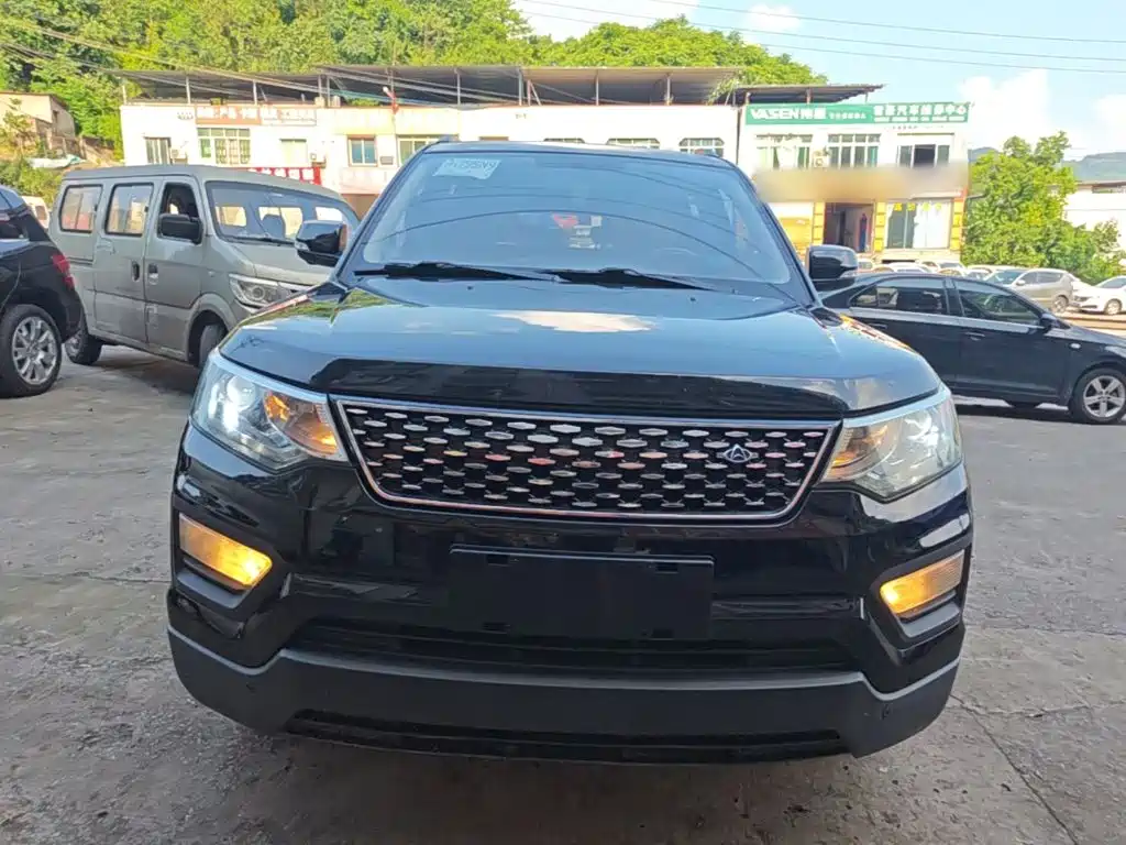 Oshan Oushang CX70 2017