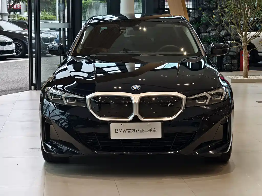BMW i3 2023