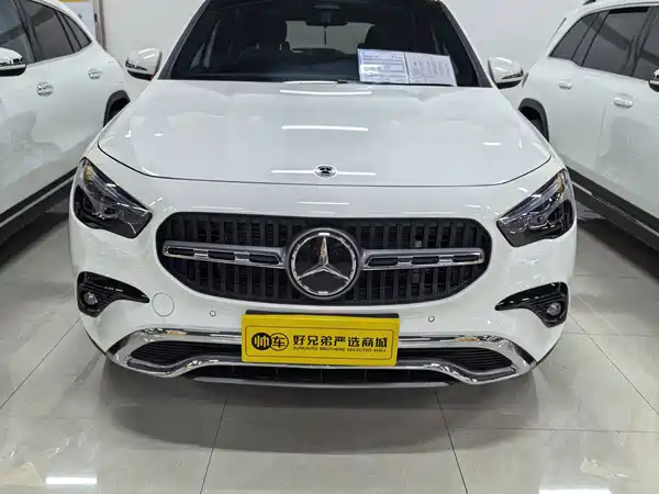 Mercedes-Benz GLA 2025