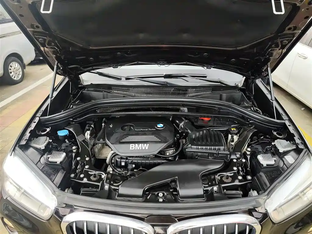BMW X1 2017 — фото 16
