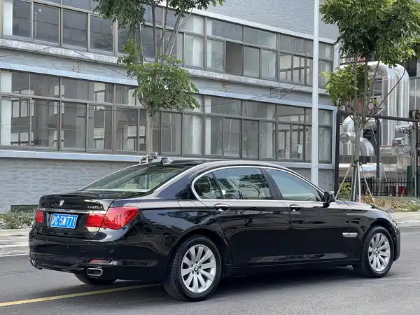 BMW 7 Series 2009
