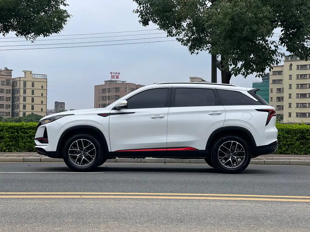 Changan CS75 PLUS 2023 — фото 4