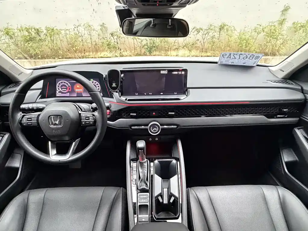 Honda Accord 2024 — фото 16