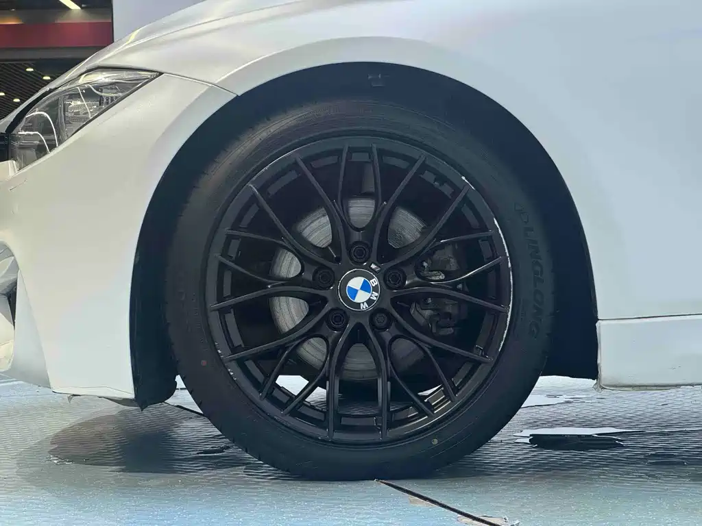 BMW 3 Series 2015 — фото 14