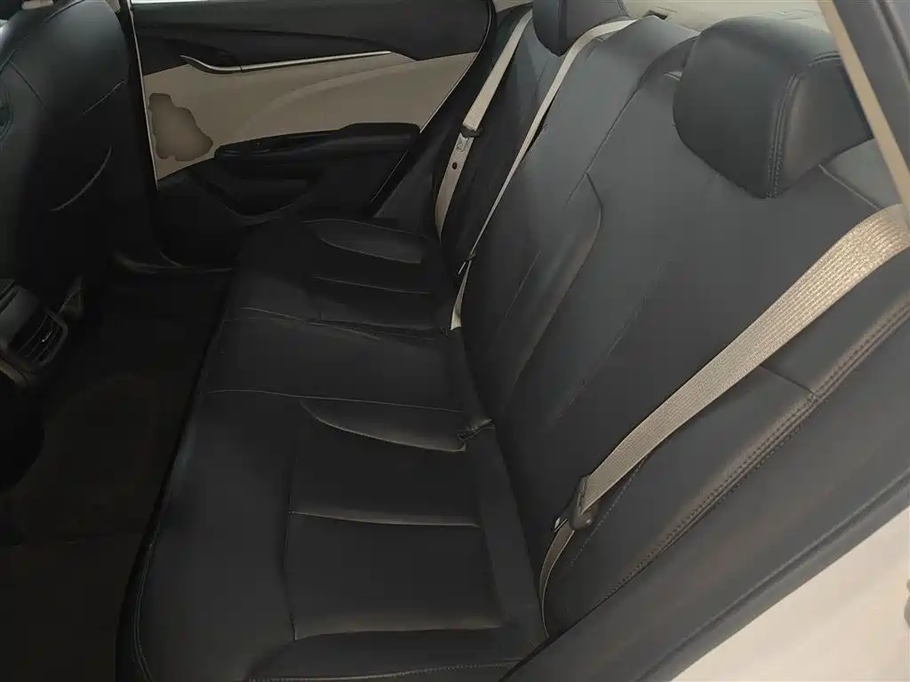 Buick Excelle 2019 — фото 17
