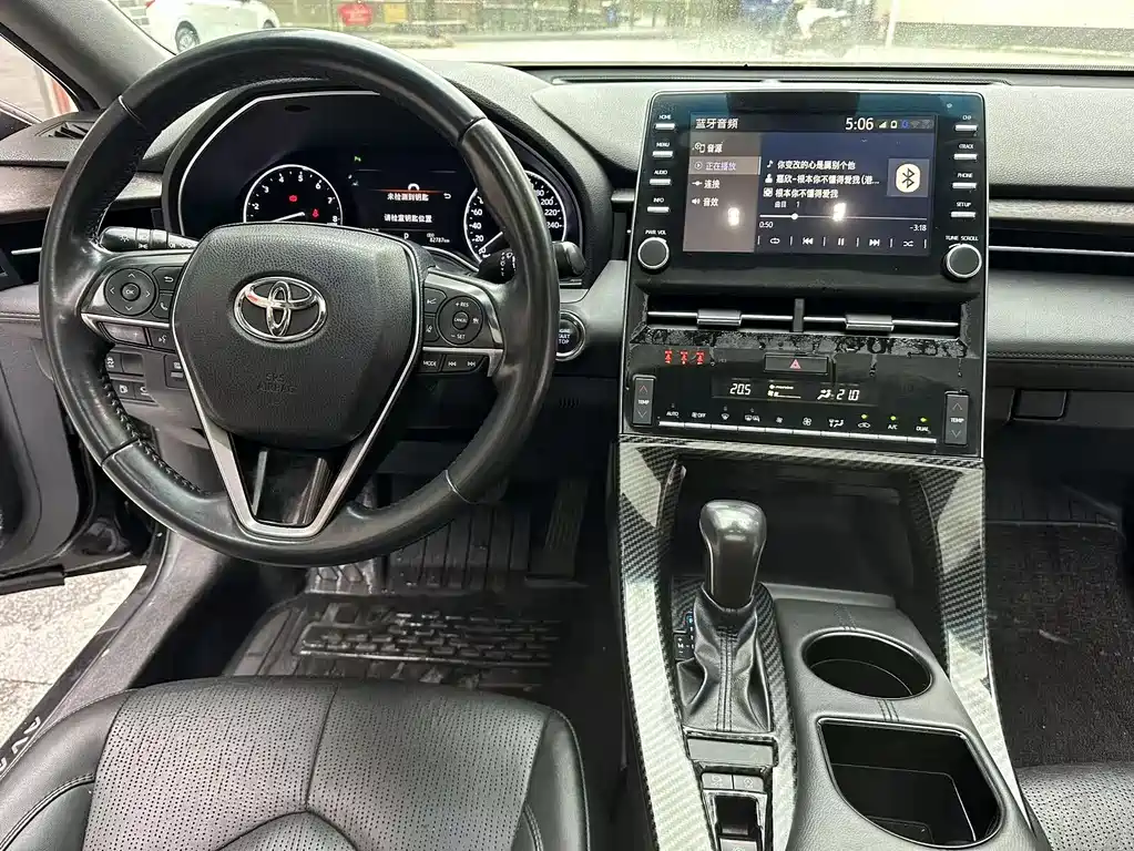 Toyota Avalon 2020 — фото 16
