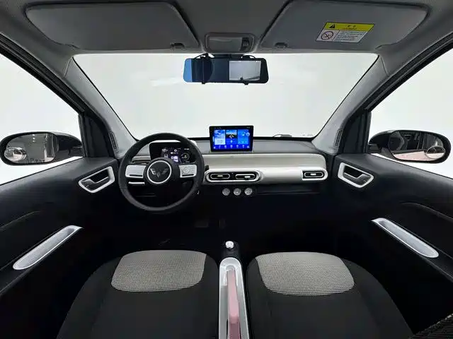 Wuling MINIEV 2025