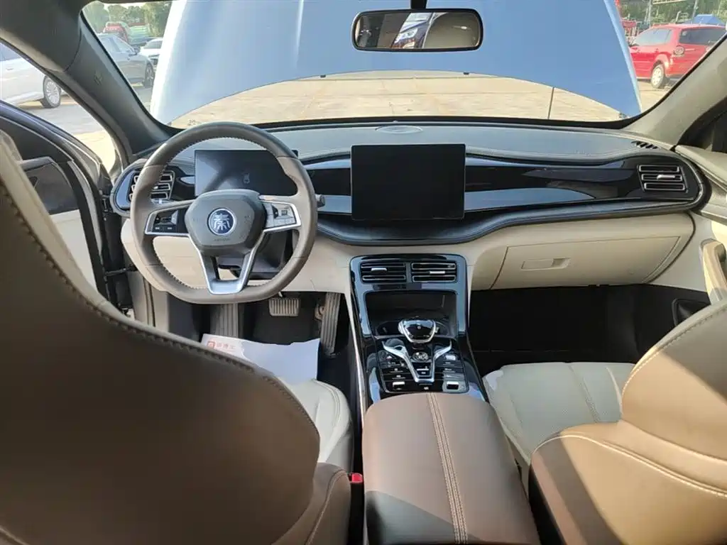 BYD Qin PLUS 2023 — фото 10