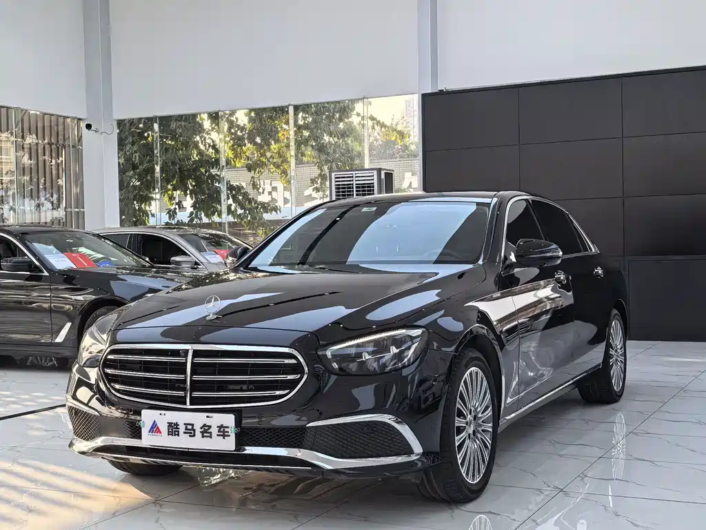 Mercedes-Benz E-Class 2023 — фото 1