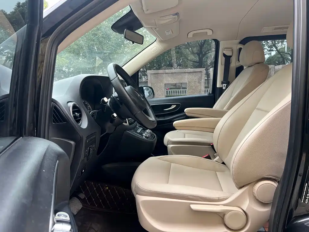 Mercedes-Benz Vito 2018 — фото 12