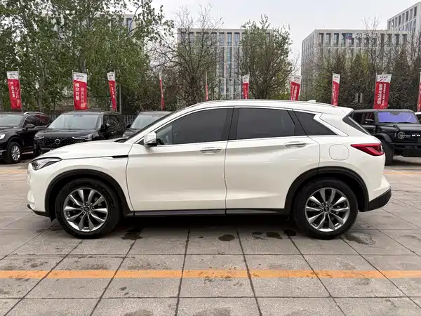 Infiniti QX50 2020