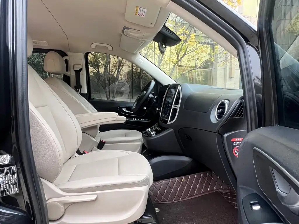 Mercedes-Benz Vito 2018 — фото 23