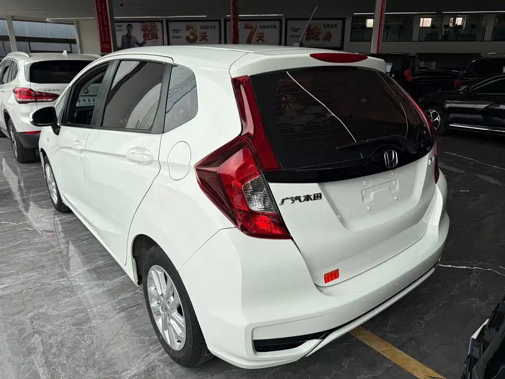 Honda Fit 2019 — фото 6