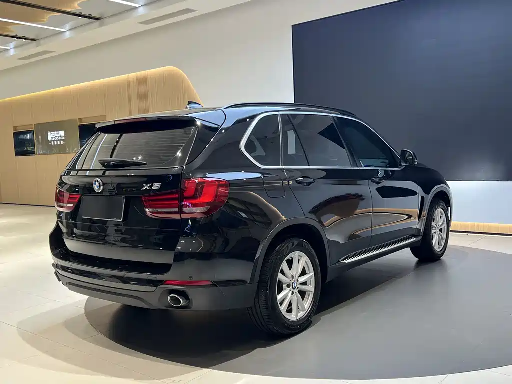 BMW X5 2016 — фото 6