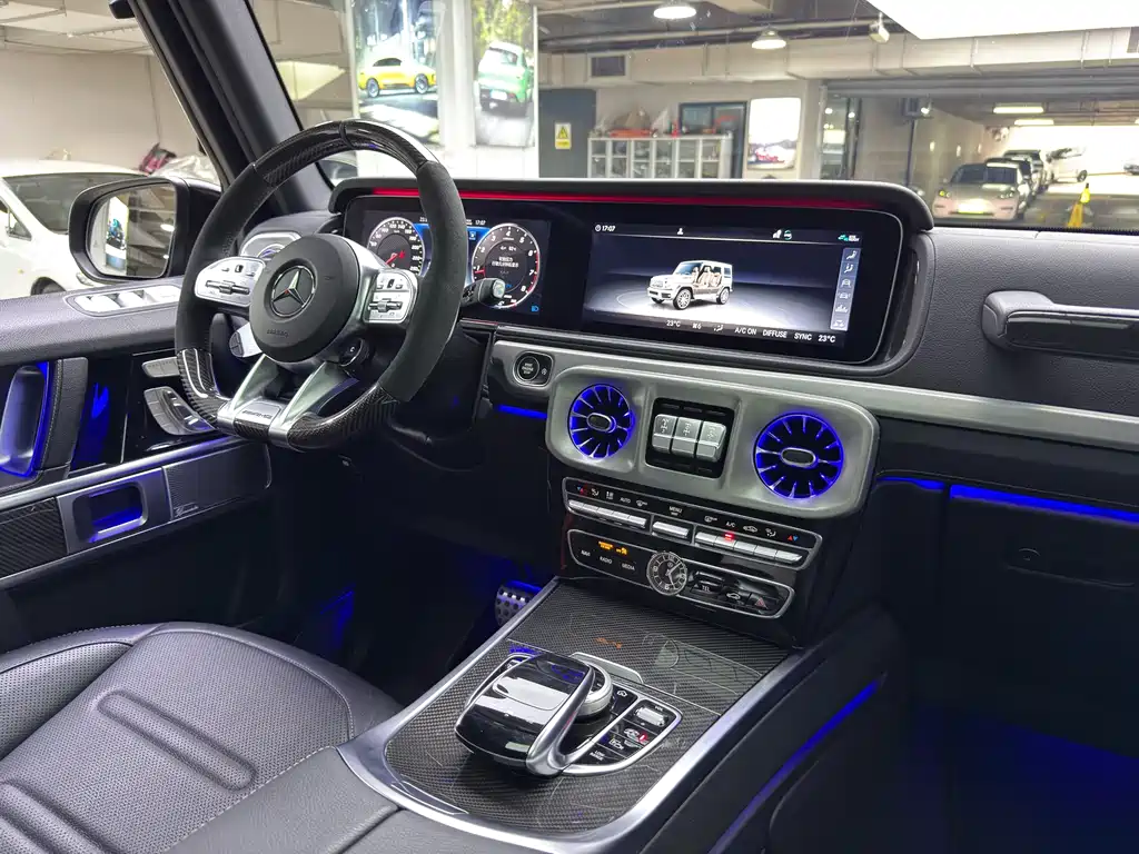 Mercedes-Benz G-Class 2021 — фото 17