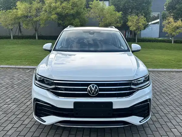 Volkswagen Tiguan L 2023