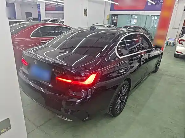 BMW 3 Series 2022