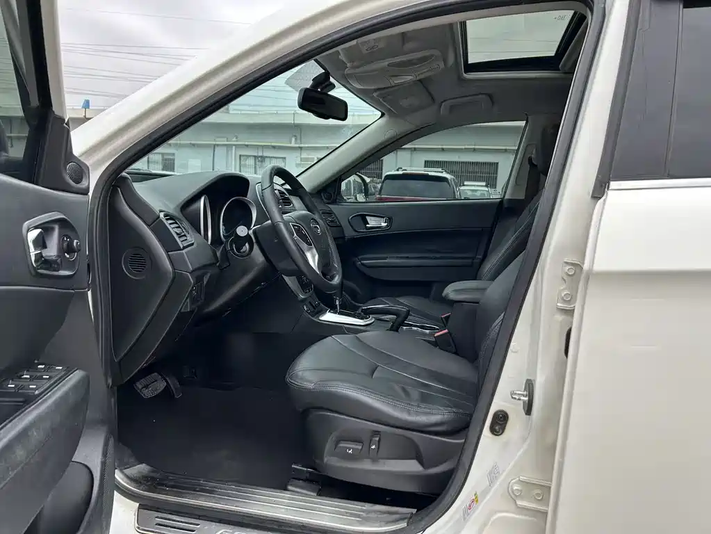GAC Motor Trumpchi GS5 2014 — фото 4