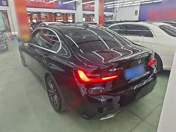 BMW 3 Series 2022