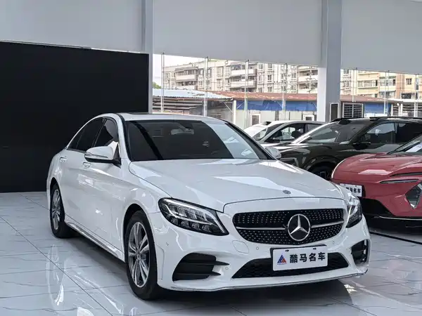 Mercedes-Benz C-Class 2020