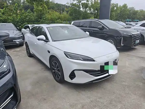 BYD Seal 06 2025