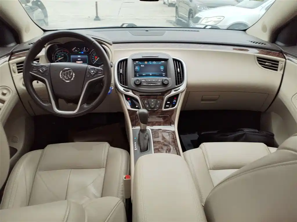 Buick LaCrosse 2014 — фото 6