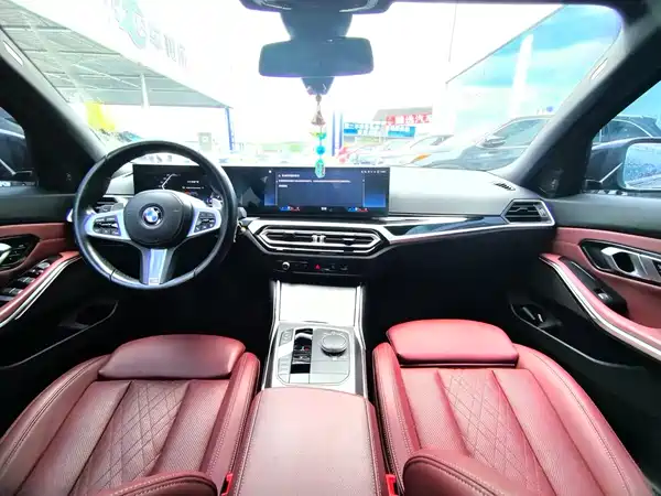 BMW 3 Series 2023
