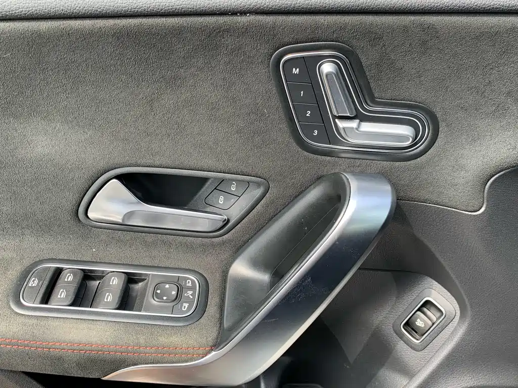 Mercedes-Benz CLA 2021 — фото 22
