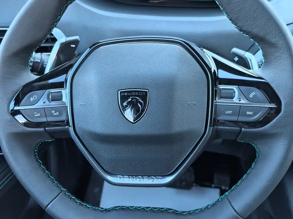 Peugeot 5008 2026 — фото 12
