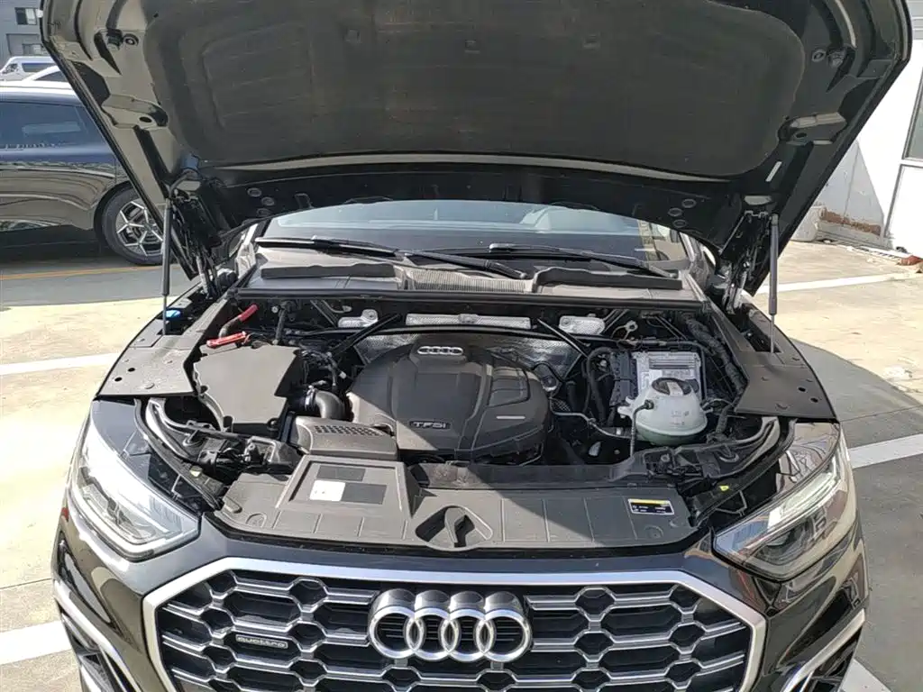 Audi Q5L 2022 — фото 20