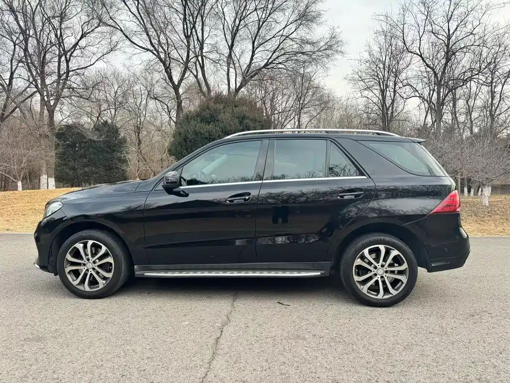 Mercedes-Benz GLE 2016 — фото 3