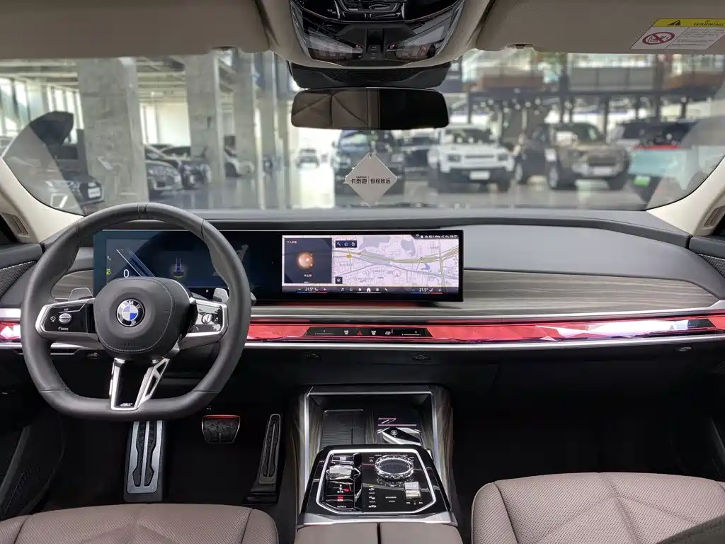 BMW 7 Series 2025 — фото 11
