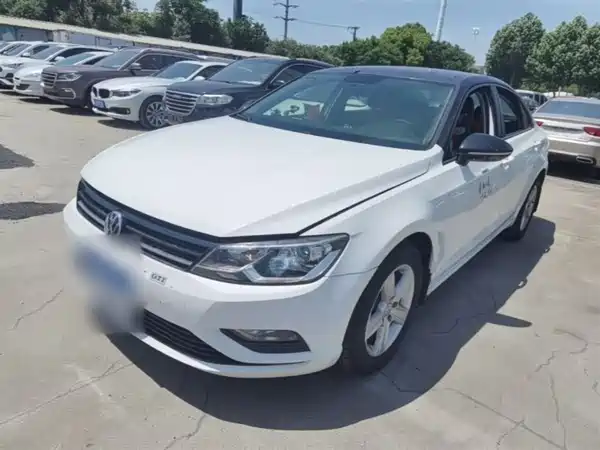 Volkswagen Lamando 2015