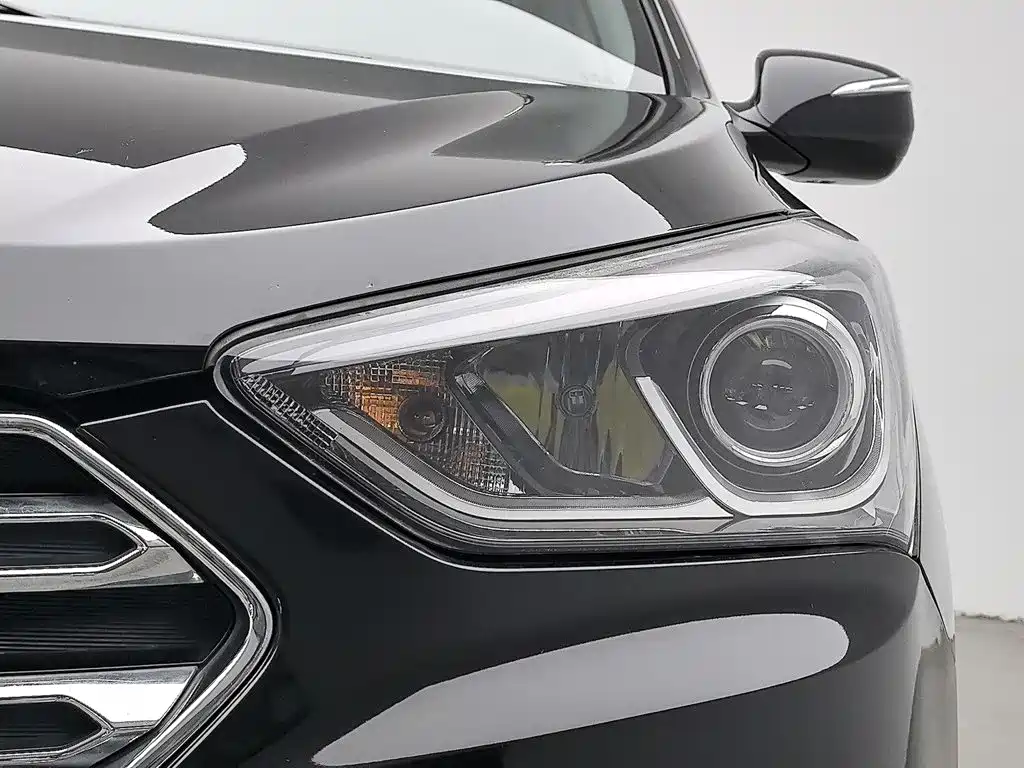 Hyundai Santa Fe 2019 — фото 7
